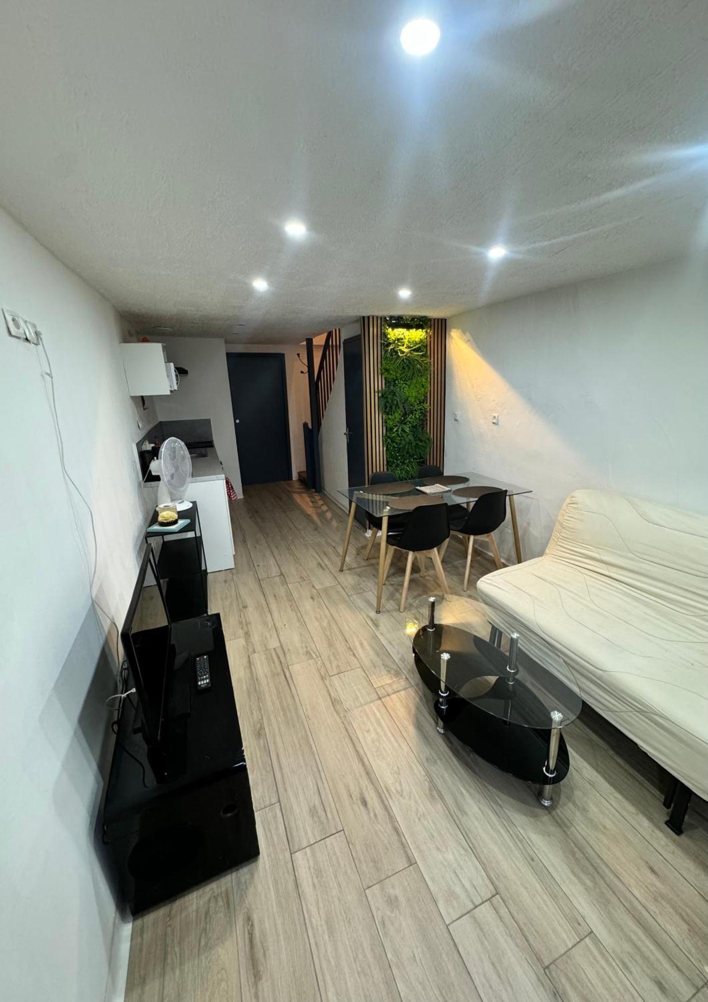 Charmante Maison De Village Bram ภายนอก รูปภาพ